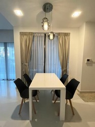 D'Castilia (D15), Apartment #582010321